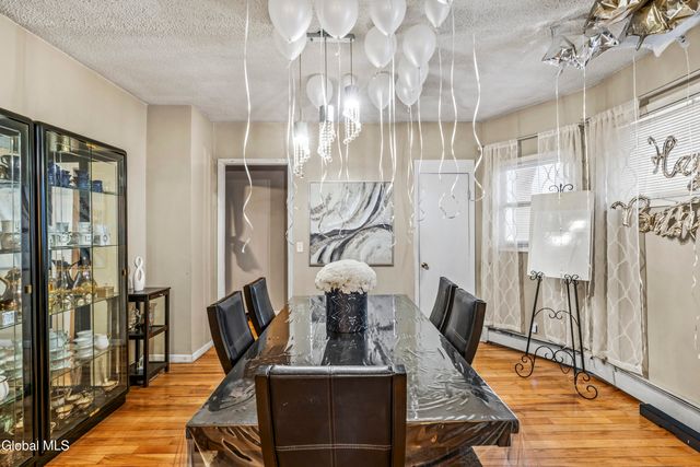 122 Haigh Avenue, Schenectady, NY 12304