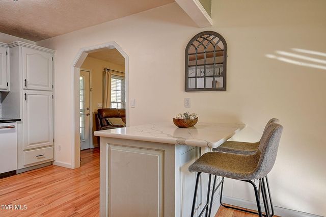 166 Nicole Drive, Mount Carmel, TN 37645