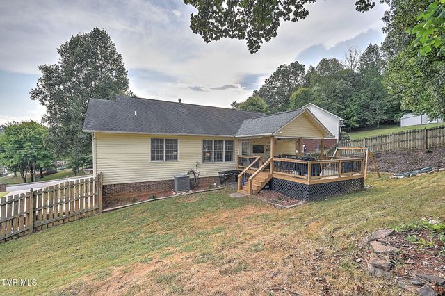 166 Nicole Drive, Mount Carmel, TN 37645