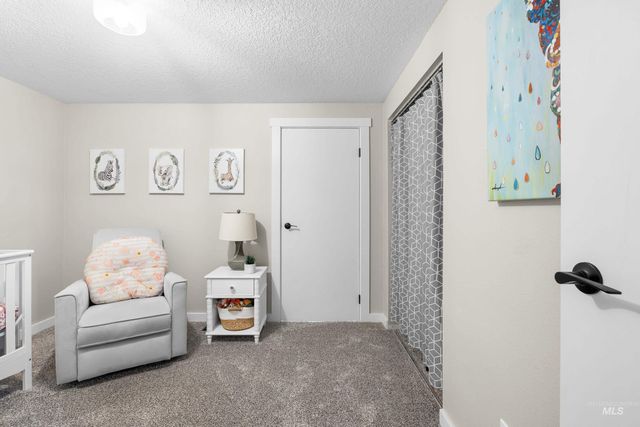 621 W Broadway Ave, Meridian, ID 83642