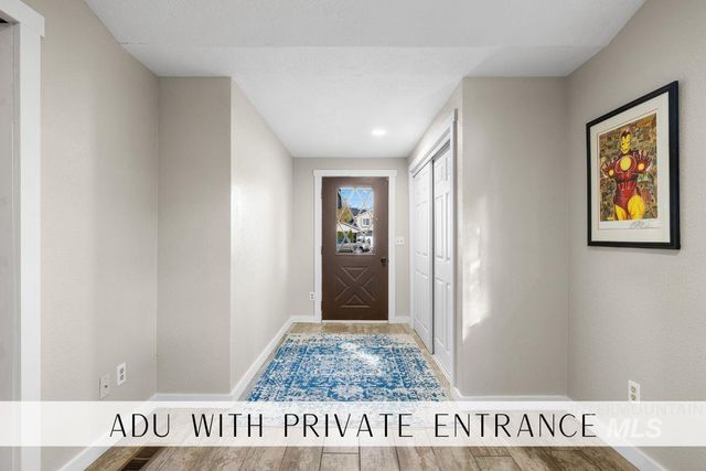 621 W Broadway Ave, Meridian, ID 83642