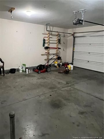 476 Blackhawk Lane, Raeford, NC 28376