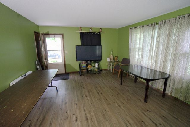 251 20th Avenue N, Hopkins, MN 55343