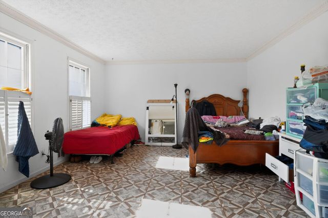 4103 Deerbrook Way SW, Lilburn, GA 30047