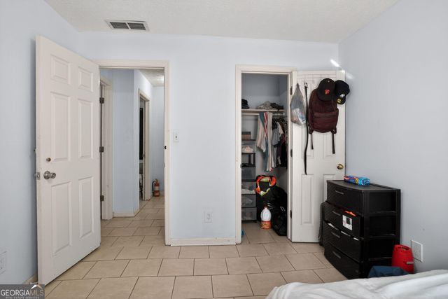 4103 Deerbrook Way SW, Lilburn, GA 30047