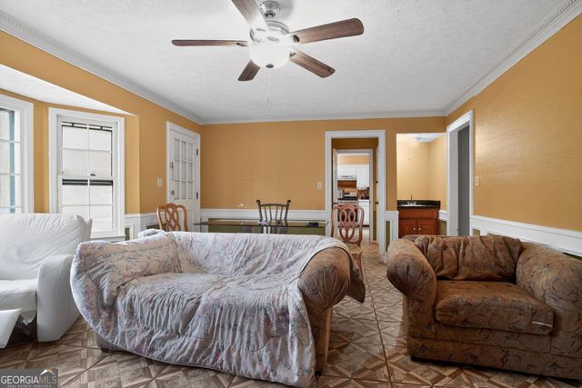 4103 Deerbrook Way SW, Lilburn, GA 30047