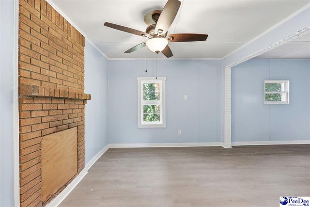 311 Barnes St, Mullins, SC 29574