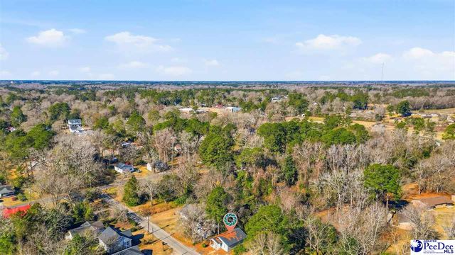 311 Barnes St, Mullins, SC 29574