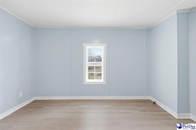 311 Barnes St, Mullins, SC 29574