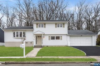 183 Winifred Drive, Totowa, NJ 07512