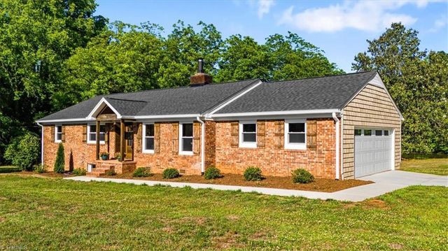 2006 Ledford Road, Greensboro, NC 27406