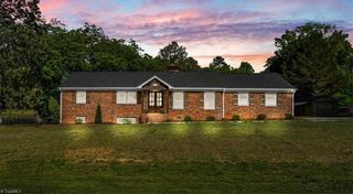 2006 Ledford Road, Greensboro, NC 27406