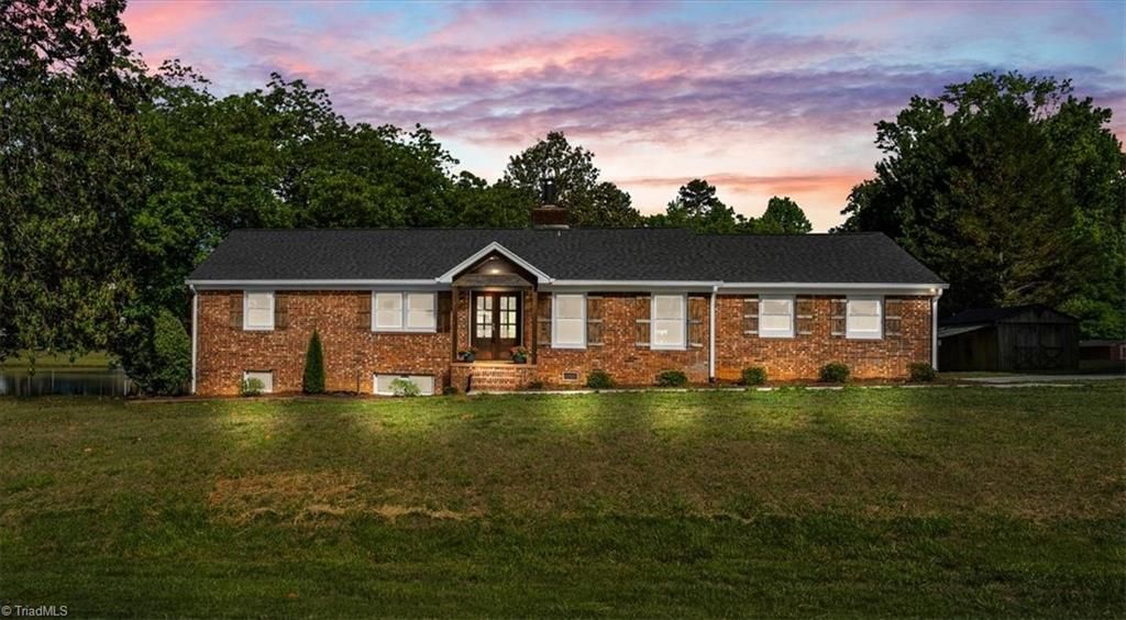 2006 Ledford Road, Greensboro, NC 27406