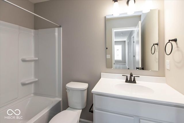 7426 Broadview Lane, Mccordsville, IN 46055