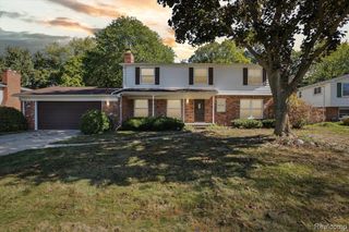 28868 Leamington Drive, Farmington Hills, MI 48334