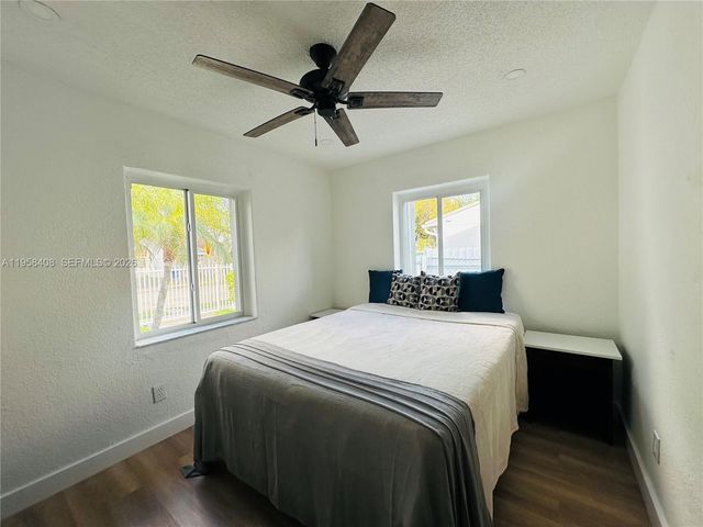 3052 SW 6th St, Miami, FL 33135