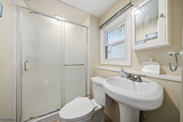 32 Hardwick Ct, Parsippany-troy Hills Twp., NJ 07054