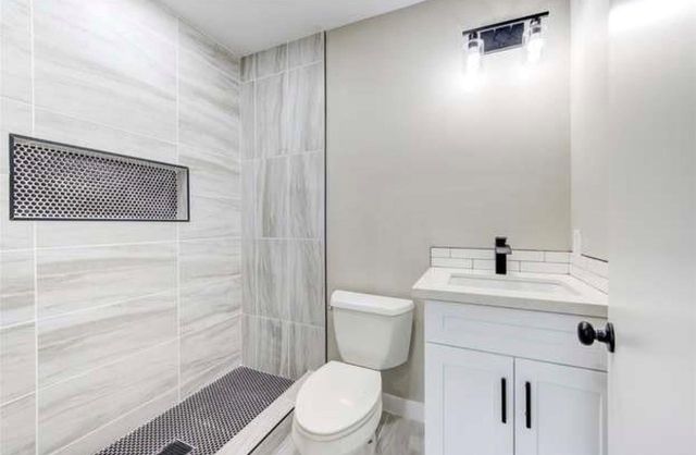 5611 Doulton Drive Drive, Houston, TX 77033