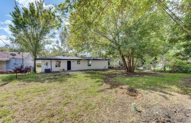 5611 Doulton Drive Drive, Houston, TX 77033