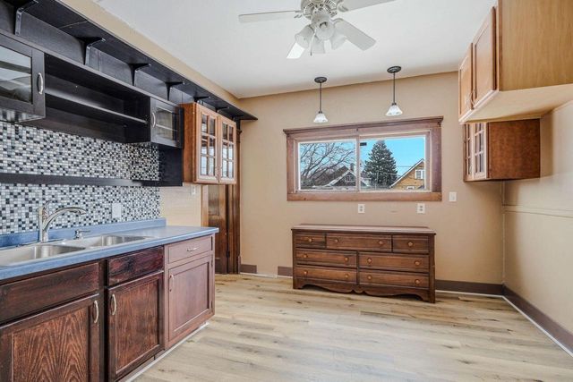 2180 N 51st STREET, Milwaukee, WI 53208