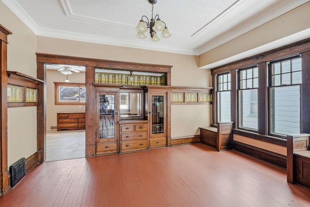 2180 N 51st STREET, Milwaukee, WI 53208