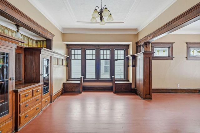 2180 N 51st STREET, Milwaukee, WI 53208