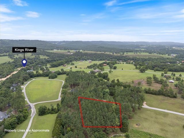 25 Pine Meadow Drive, Berryville, AR 72616