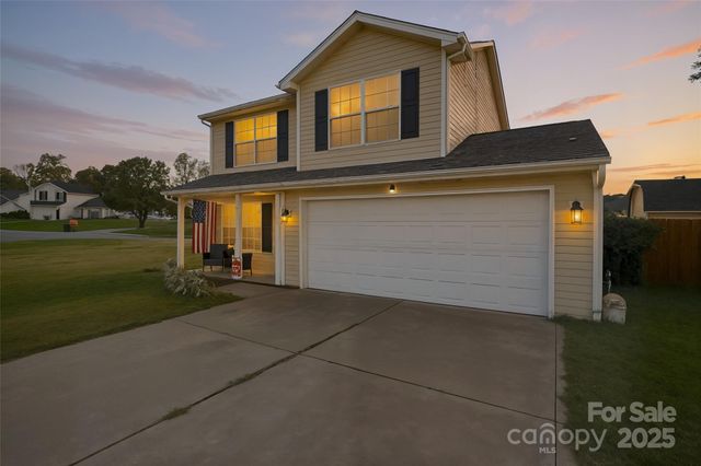 805 River Trail Road, Lowell, NC 28098