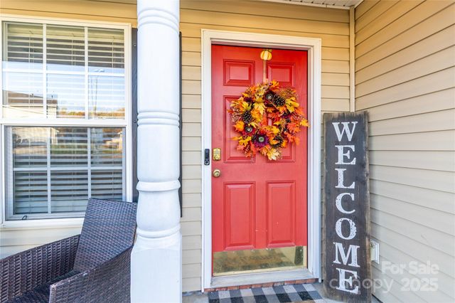 805 River Trail Road, Lowell, NC 28098