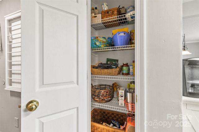 805 River Trail Road, Lowell, NC 28098