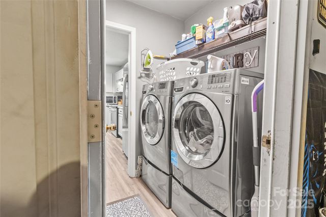 805 River Trail Road, Lowell, NC 28098