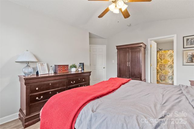 805 River Trail Road, Lowell, NC 28098