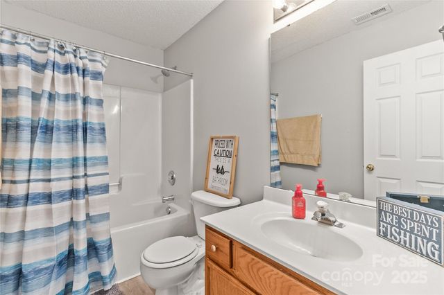 805 River Trail Road, Lowell, NC 28098