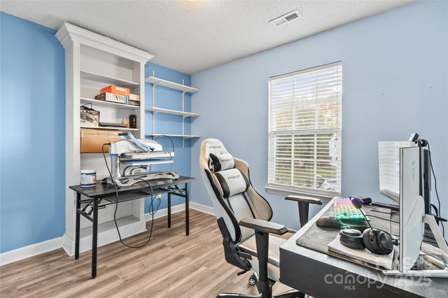 805 River Trail Road, Lowell, NC 28098