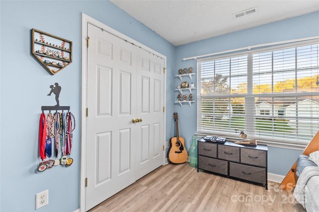 805 River Trail Road, Lowell, NC 28098