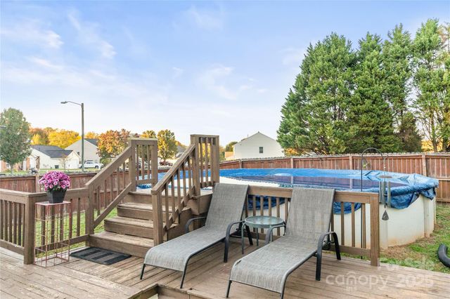 805 River Trail Road, Lowell, NC 28098