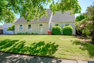 220 NW Downy Dr, Sublimity, OR 97385