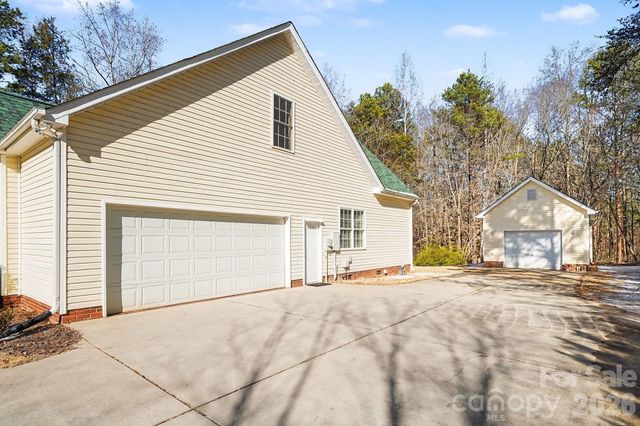 1644 Hunters Place Road, York, SC 29745