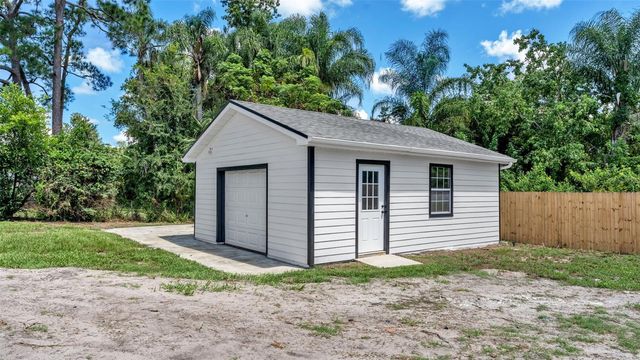 822 17TH TERRACE NE, Winter Haven, FL 33881