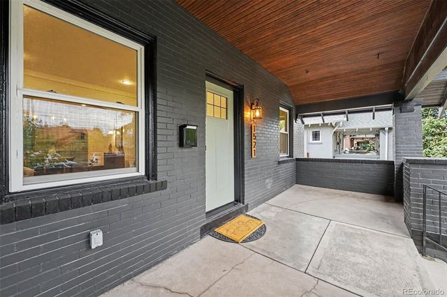 1521 Meade Street, Denver, CO 80204