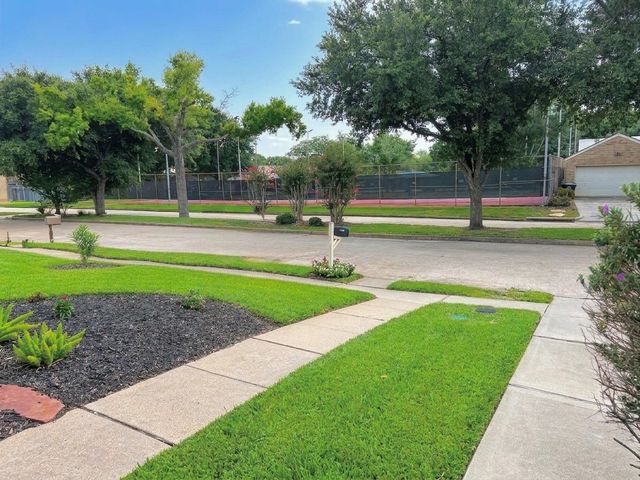 10916 Francoise Boulevard, Houston, TX 77042