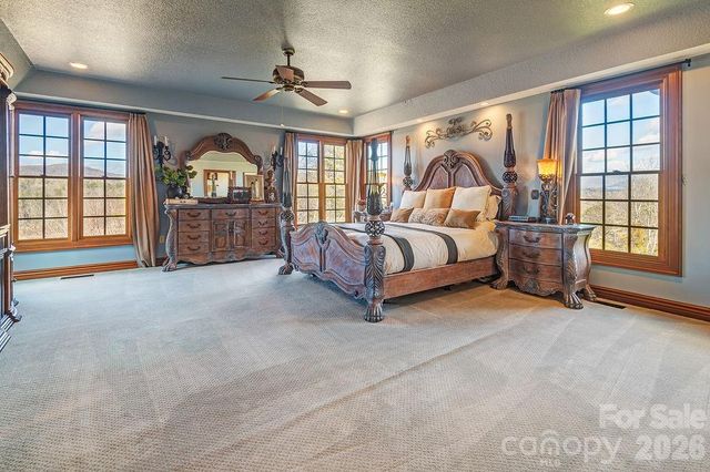 76 Bradford Vistas Drive, Fletcher, NC 28732