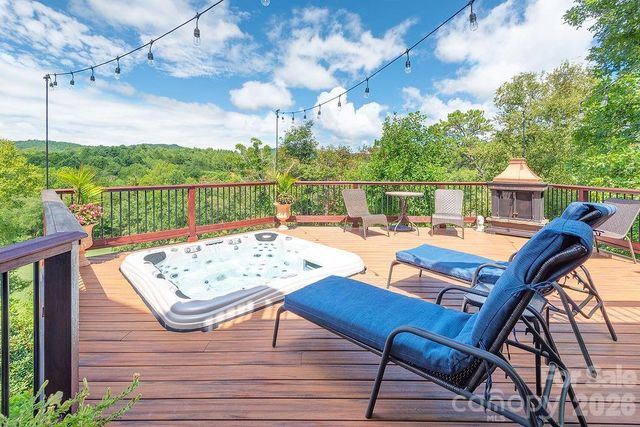 76 Bradford Vistas Drive, Fletcher, NC 28732