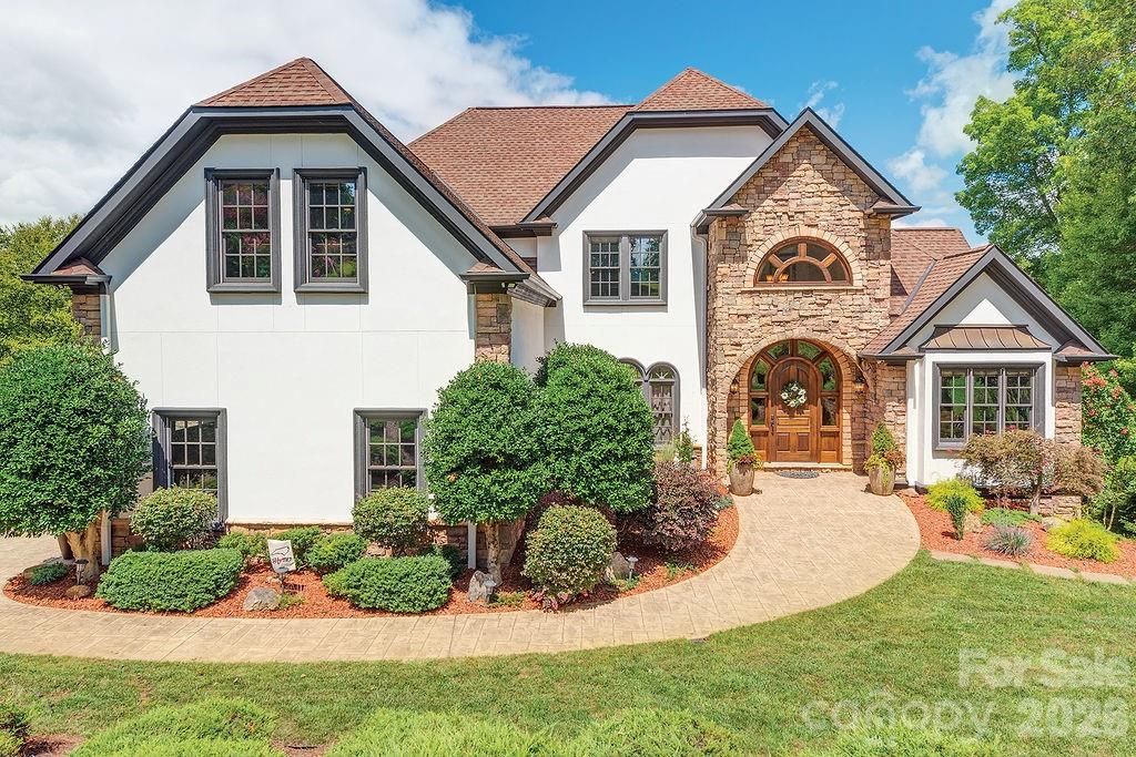 76 Bradford Vistas Drive, Fletcher, NC 28732