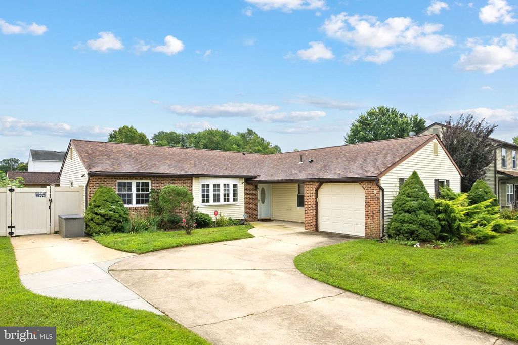20 EDINBURGH RD, BLACKWOOD, NJ 08012 — exterior