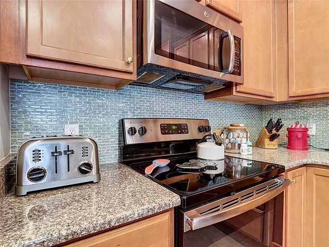 700 SHADY CANYON WAY, Poinciana, FL 34758