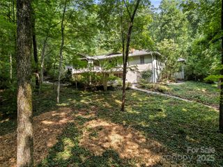64 Wells Lane, Tryon, NC 28782