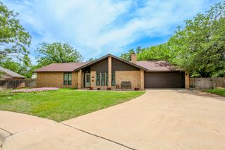 702 Capri Court, Big Spring, TX 79720