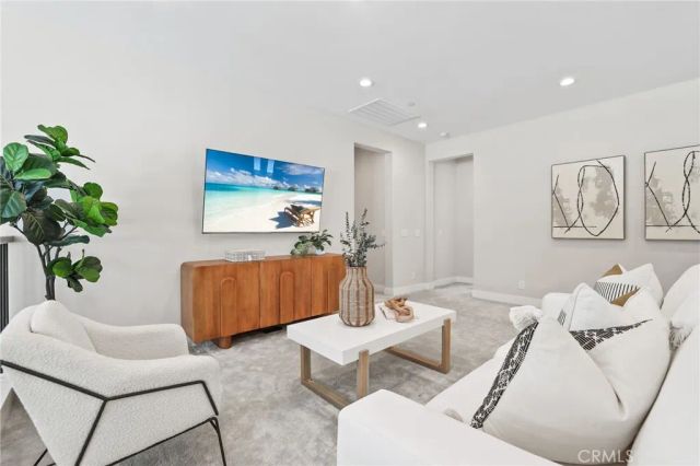 261 Huckleberry, Lake Forest, CA 92630