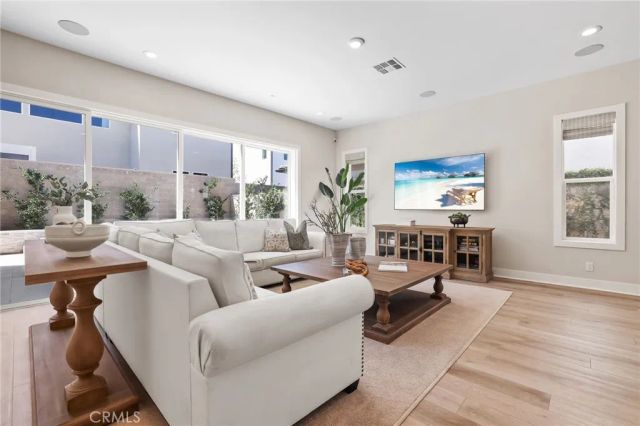 261 Huckleberry, Lake Forest, CA 92630